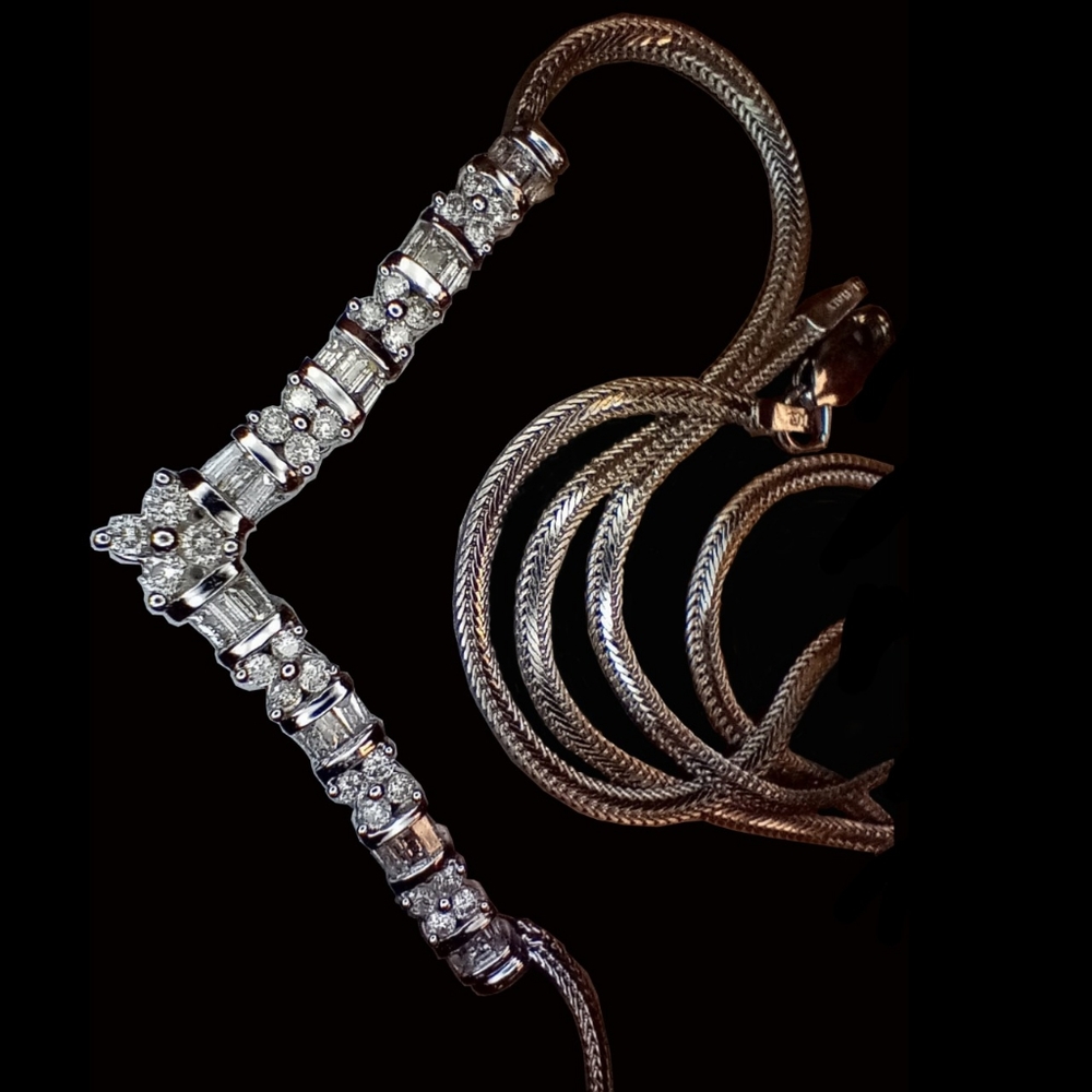 Gold Diamond necklace new